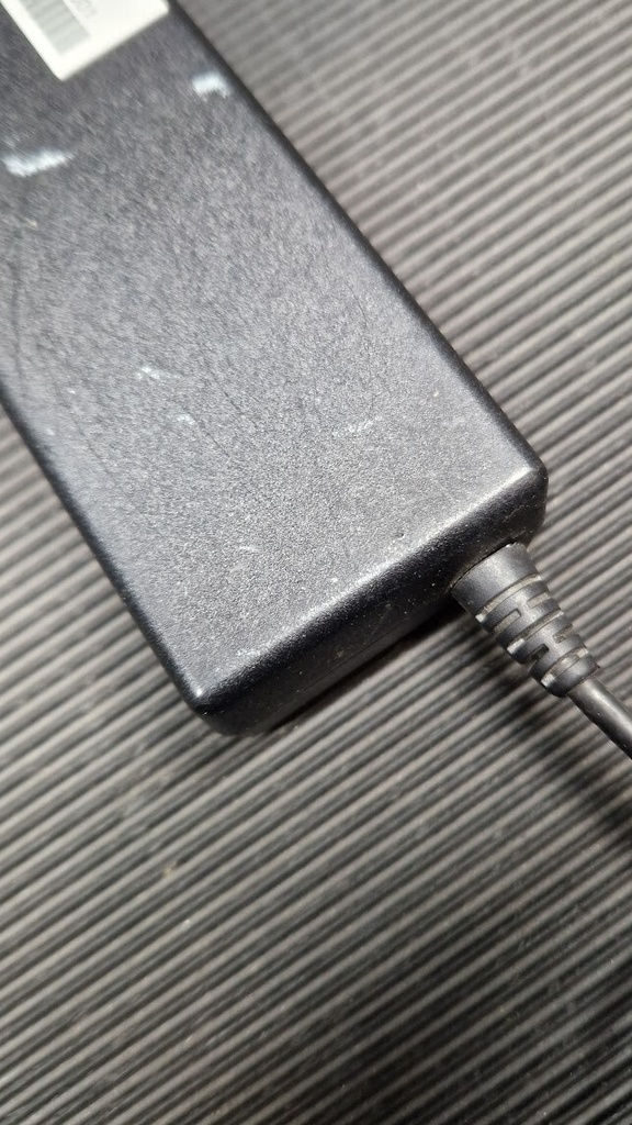 HP PPP009S AC Adapter 18.5V 3.5A Used Working Without Power Cord
