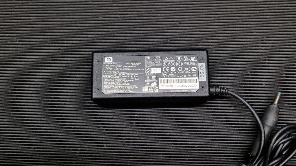 HP PPP009S AC Adapter 18.5V 3.5A Used Working Without Power Cord