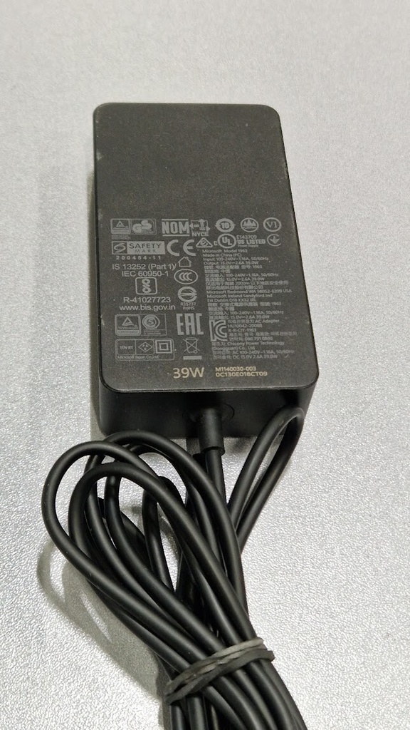 Microsoft 1963 AC Adapter 15.0V 2.6A Used Working Without Power Cord