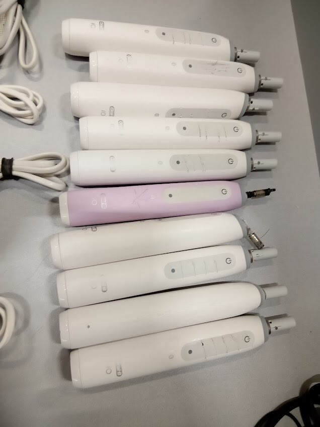 LOT of 10 Oral-B Teeth Brush iO TYPES 3794 & Charger 3757 Not working For parts