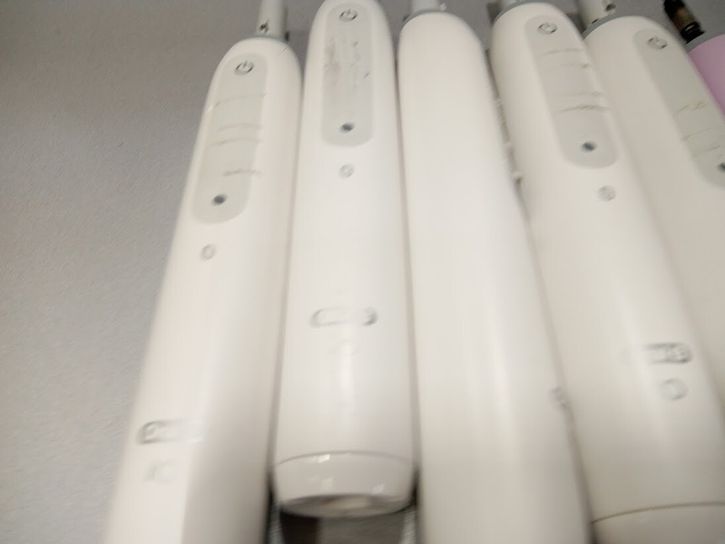 LOT of 10 Oral-B Teeth Brush iO TYPES 3794 & Charger 3757 Not working For parts