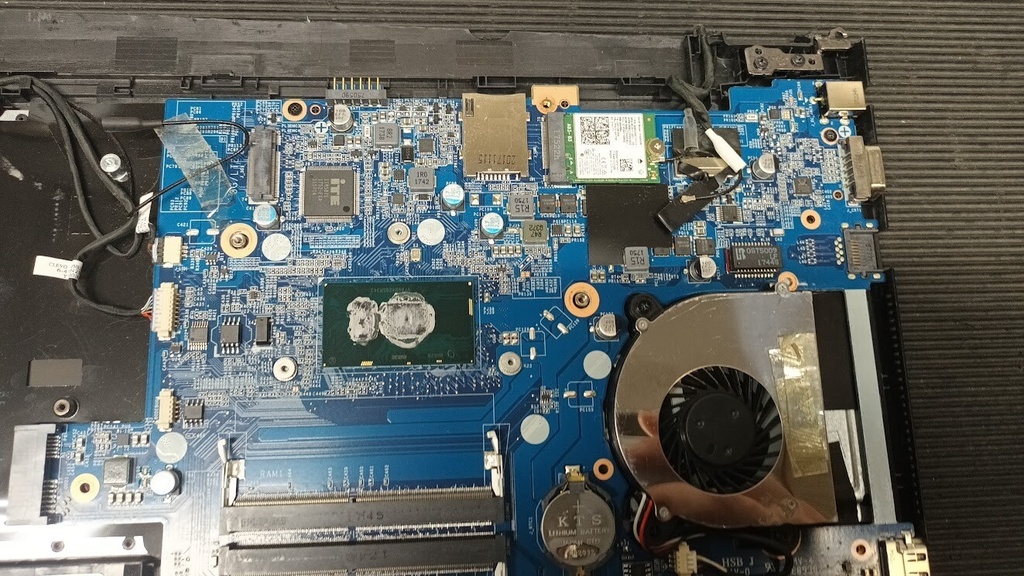 Terra-PC Micro Laptop - Intel Core i3-7100U, Intel HD Graphics 620, For Parts/Re