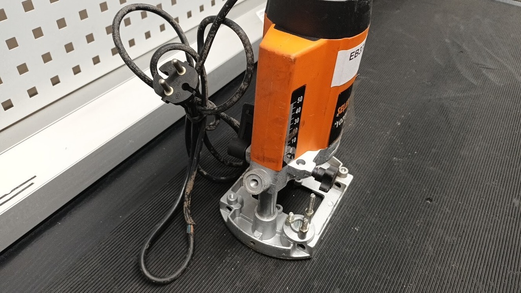 Selekta Router 1020W, Not Working, For Parts or Repair