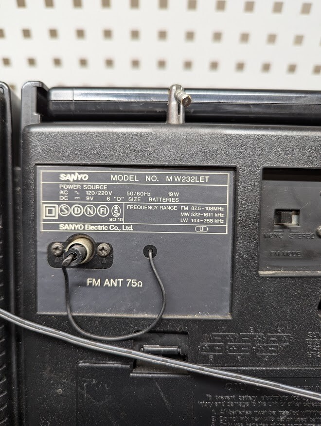 Sanyo MW232LET Stereo Radio Cassette Player  Vintage Dual Cassette Used Working