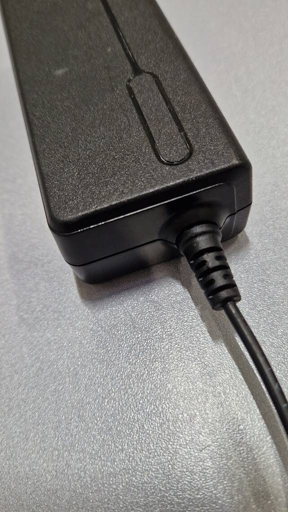 APD DA-65C19 AC Adapter 19V 3.42A Used Working Without Power Cord