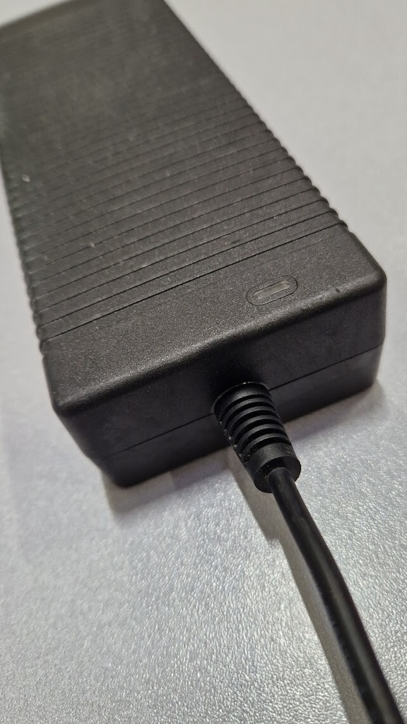 APD DA-120A19 AC Adapter 19V 6.32A Used Working Without Power Cord