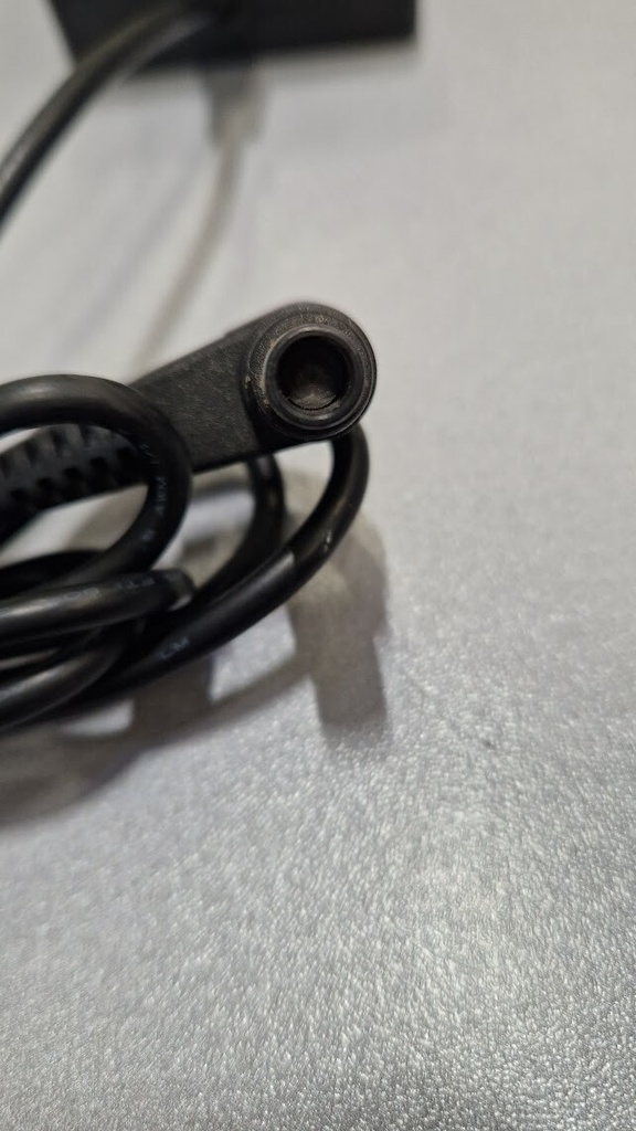 APD DA-120A19 AC Adapter 19V 6.32A Used Working Without Power Cord