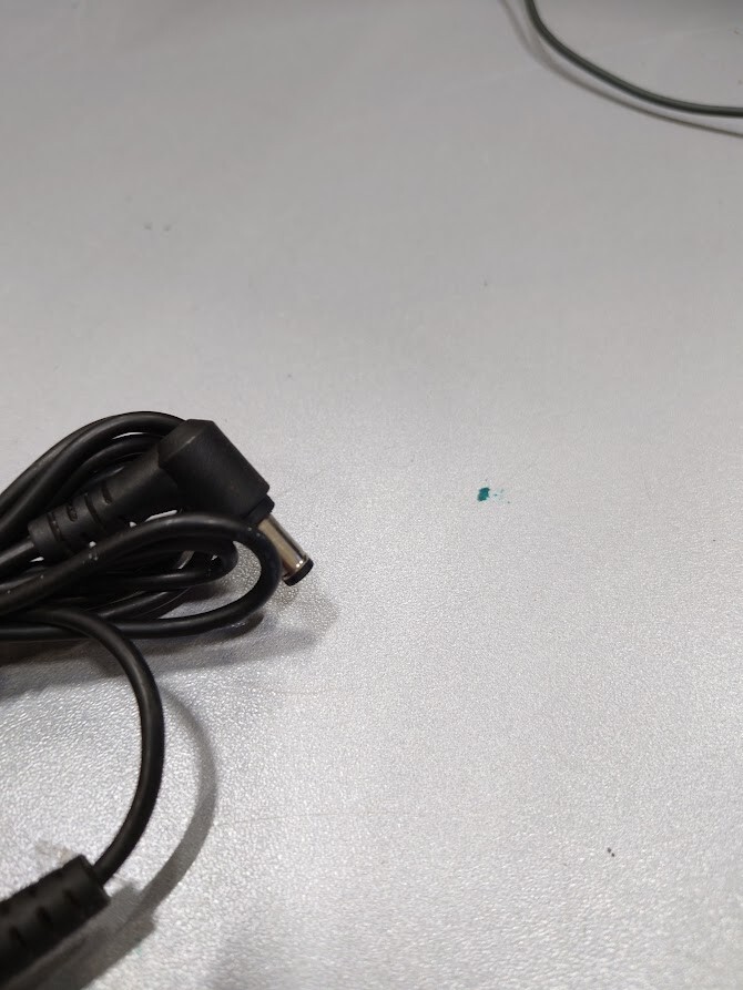 APD DA-40C19 AC Adapter 19V 2.1A Used Working Without Power Cord