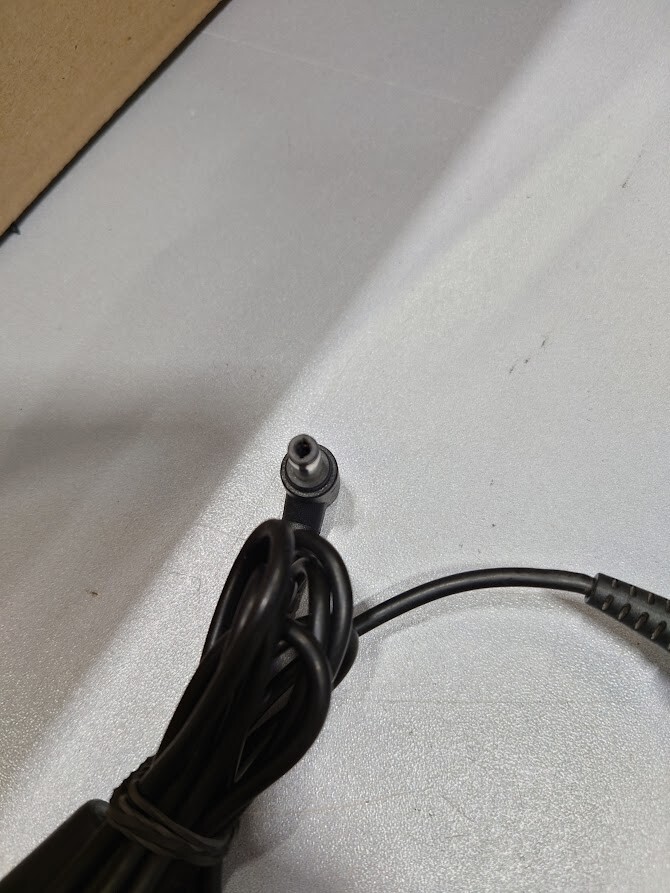 APD NB-90B19 AC Adapter 19V 4.74A Used Working Without Power Cord