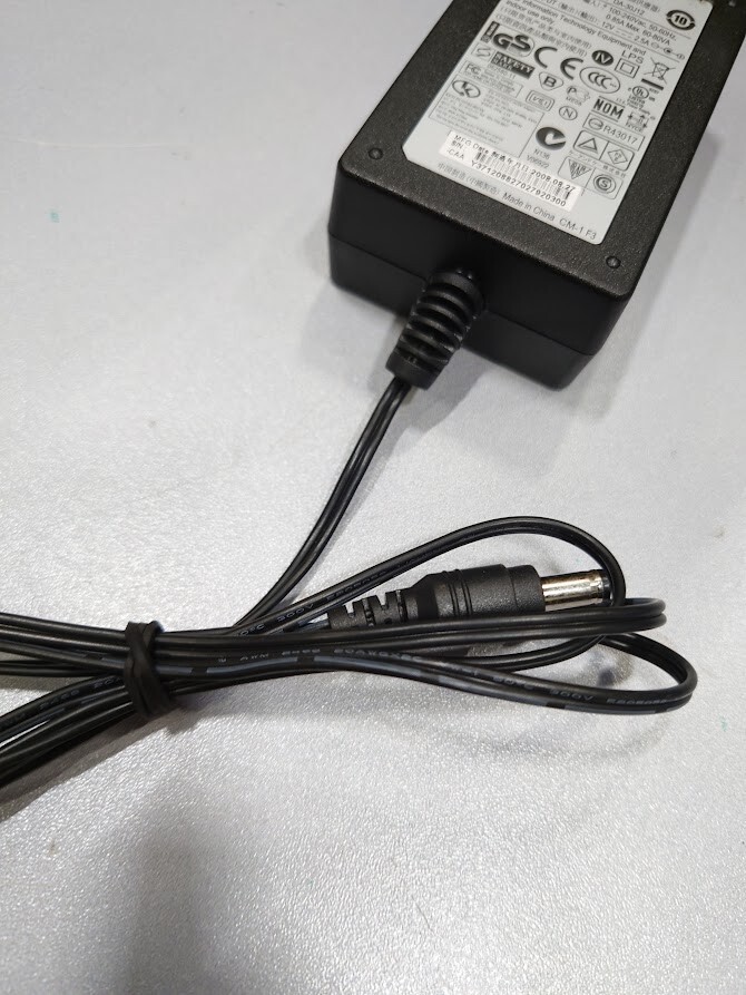 APD DA-30J12 AC Adapter 12V 2.5A Used Working Without Power Cord