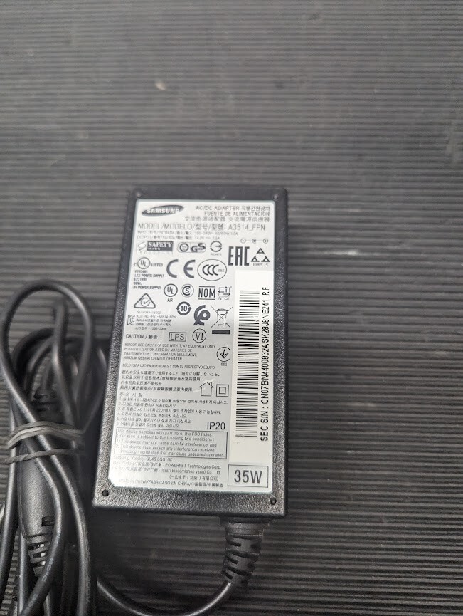SAMSUNG A3514-FPN  AC Adapter 14.0V 2.5A Used Working Without Power Cord