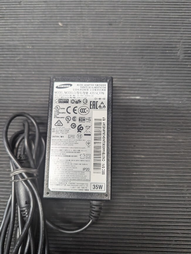 SAMSUNG A3514-FPN  AC Adapter 14.0V 2.5A Used Working Without Power Cord