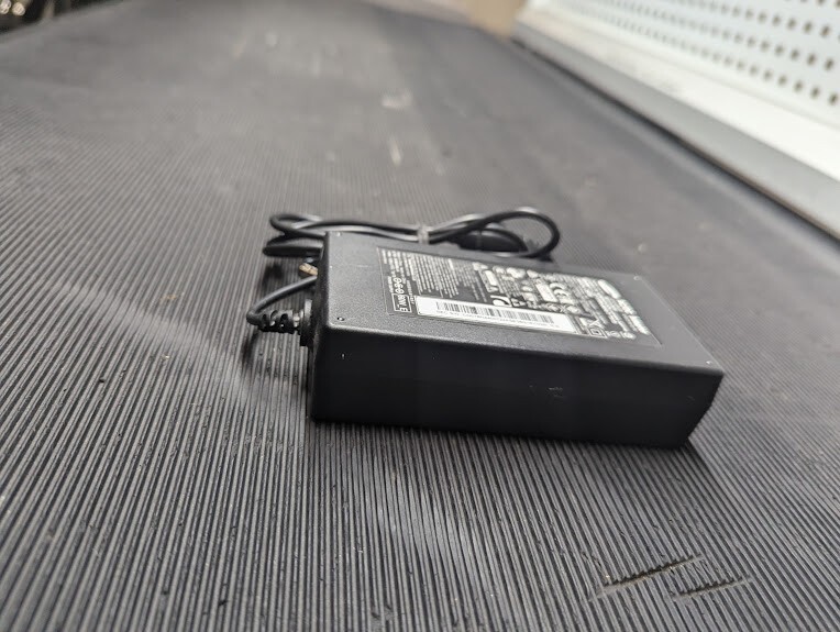 SAMSUNG A6024-DSM AC Adapter 24.0V 2.5A Used Working Without Power Cord