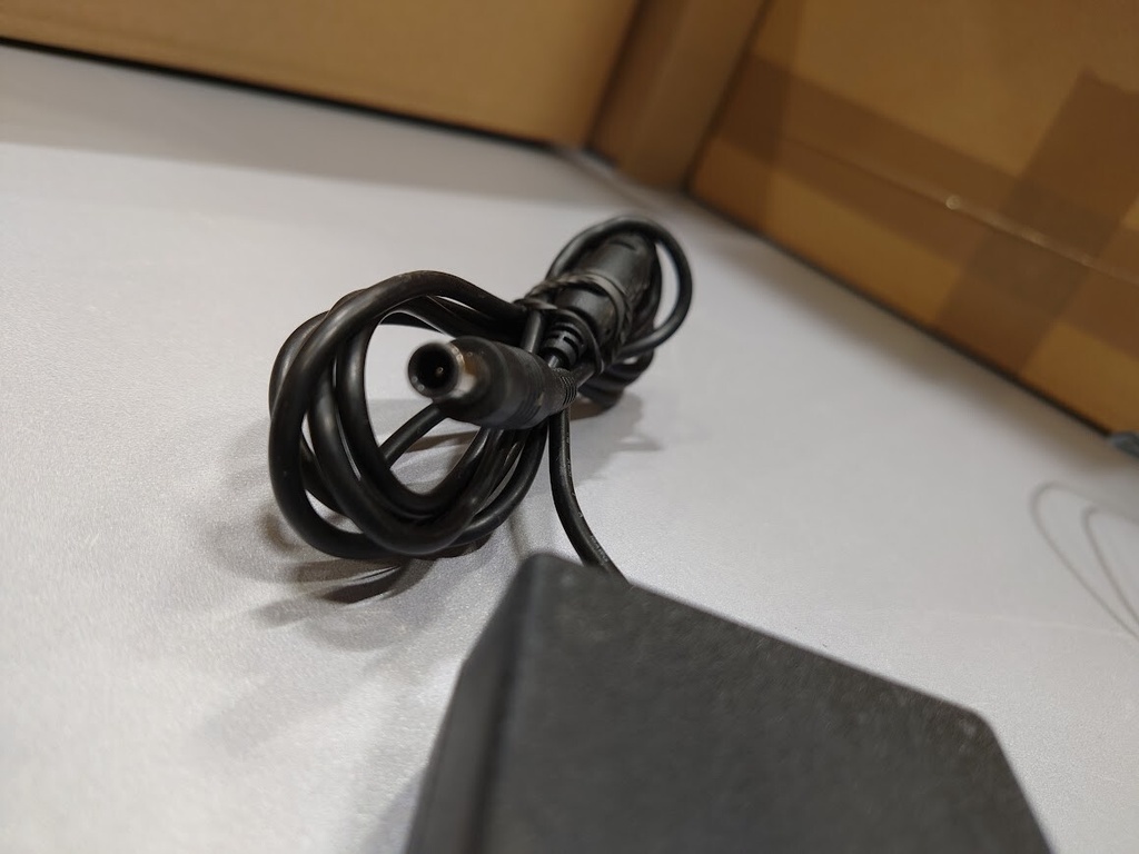 SAMSUNG A3514-ESM AC Adapter 14.0V 2.5A Used Working Without Power Cord