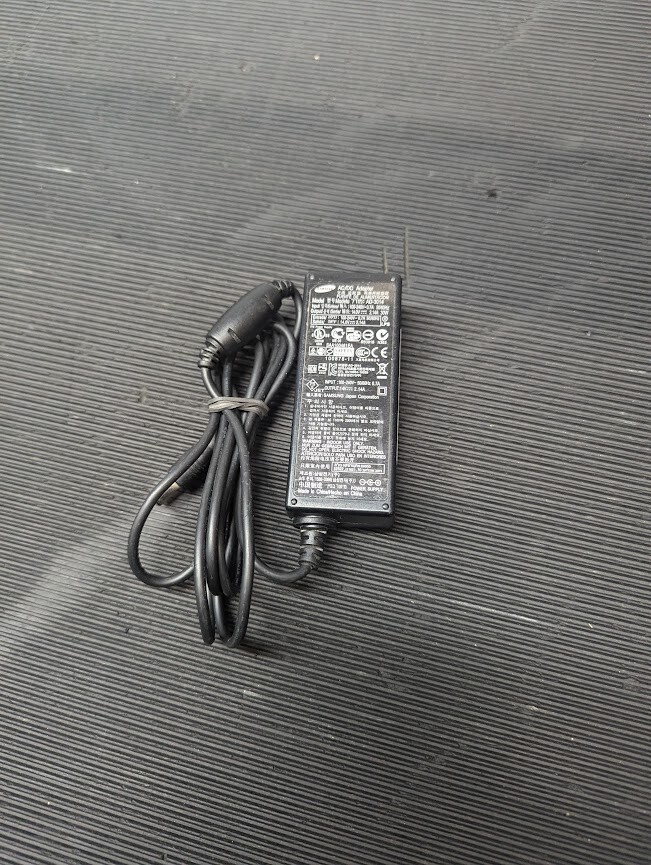 SAMSUNG AD-3014 AC Adapter 14.0V 2.14A Used Working Without Power Cord