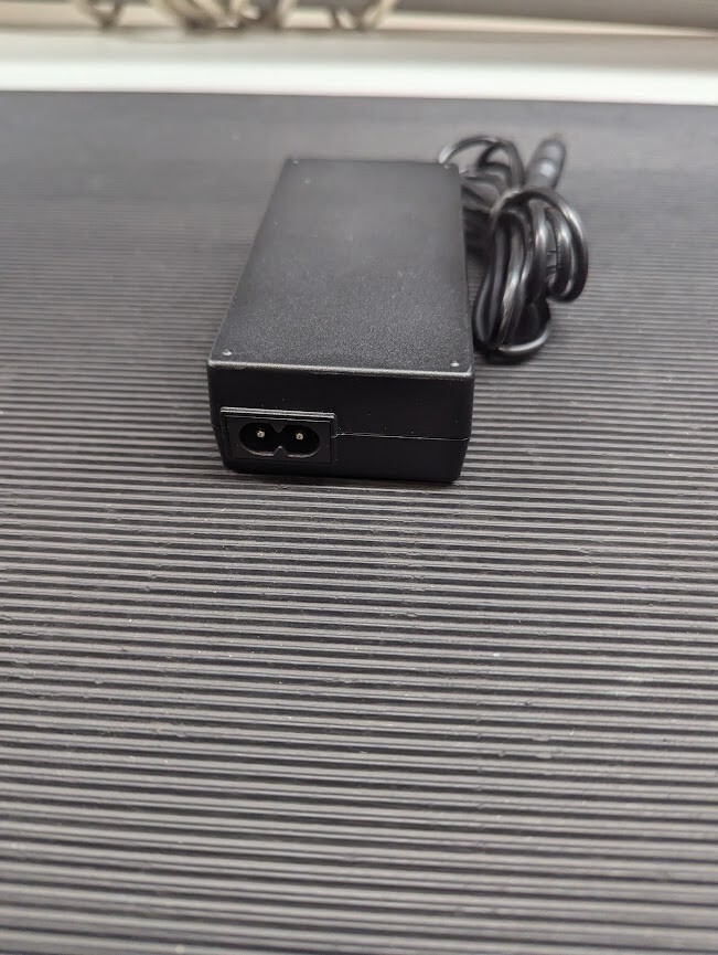 SAMSUNG A5814-DSM AC Adapter 14.0V 4.143A Used Working Without Power Cord