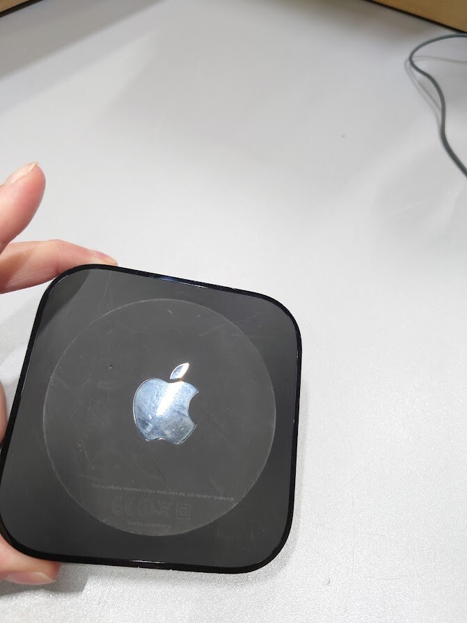 Apple TV 3rd Gen A1469 HD Media Streamer With Remote Used Working