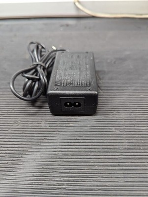 DELTA TADP-8NB A AC Adapter 3300mV 2500mA Used Working Without Power Cord
