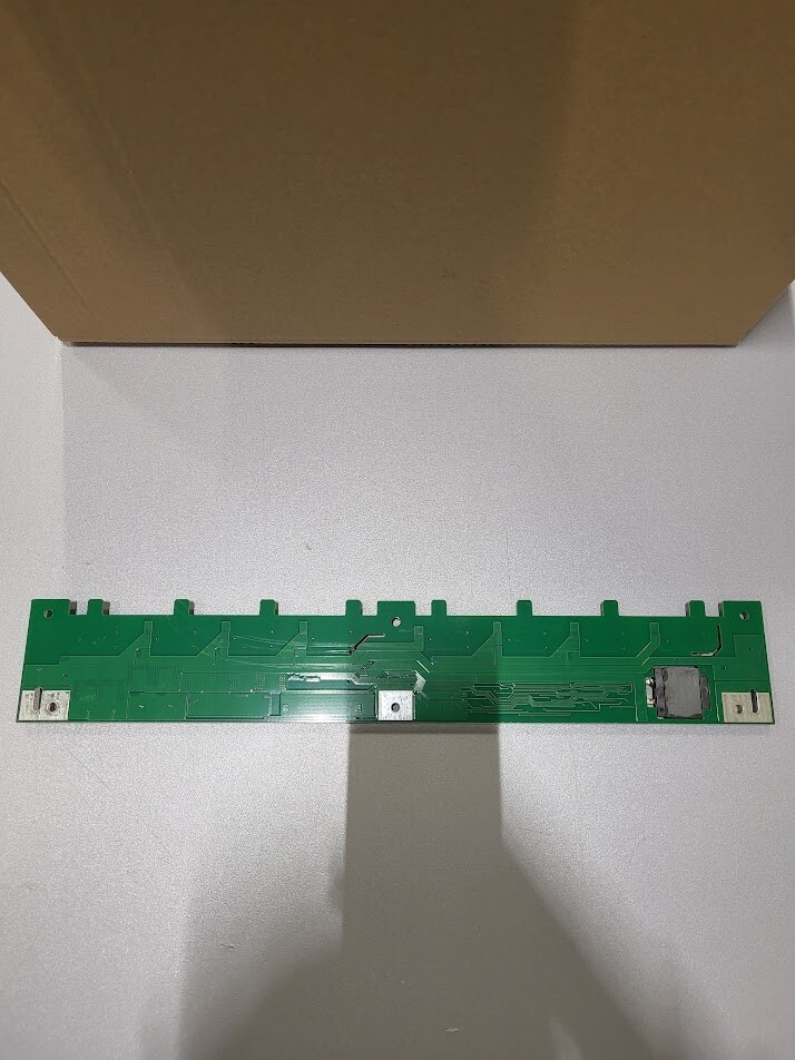 MT71884.00 REV: 2.0 High-Voltage Circuit Board for LCD TVs or Monitors Working