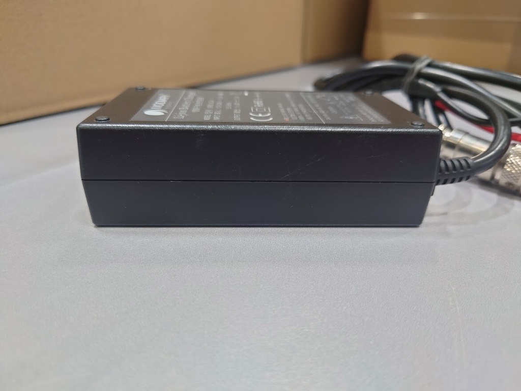 Mondiary SPBC1603A Li-ion Battery Charger 16.8V 2A Working Without Power Cord