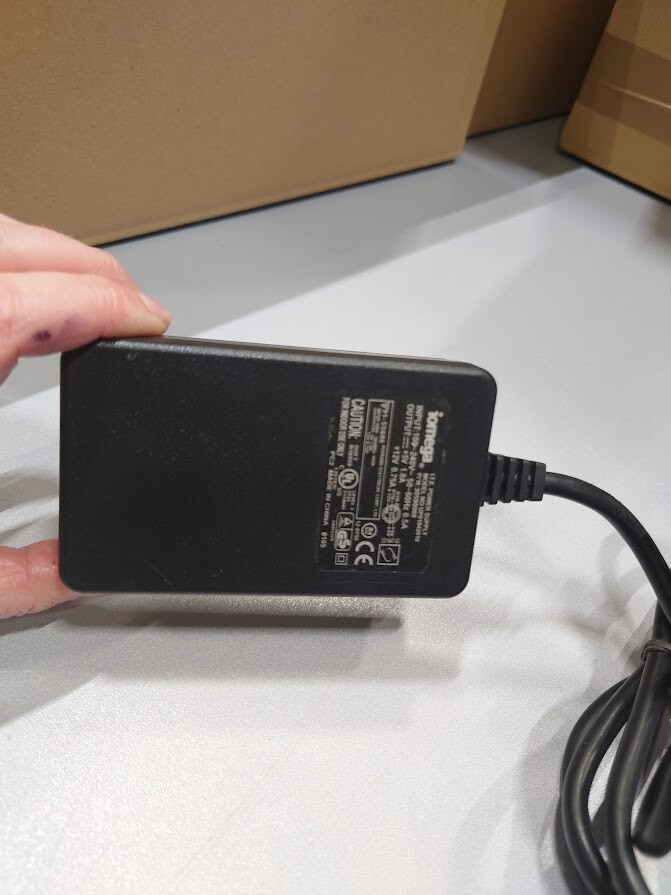 Iomega UP01842010 Power Adapter 12V 10.75A Used Working Without Power Cord
