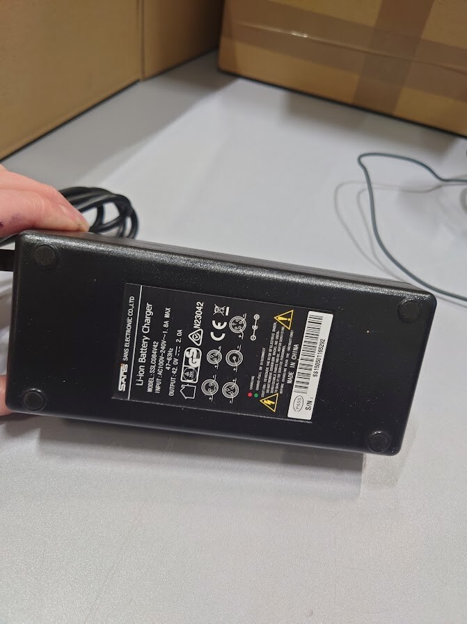Li-ion Battery Charger SSLC084V42 42.0V 2.0A Used Working Without Power Cord