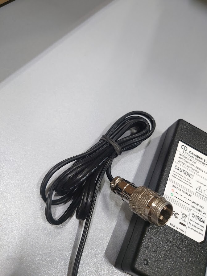 CD Coming Data CP1220 Lithium Charger 12.6V 2A Used Working Without Power Cord