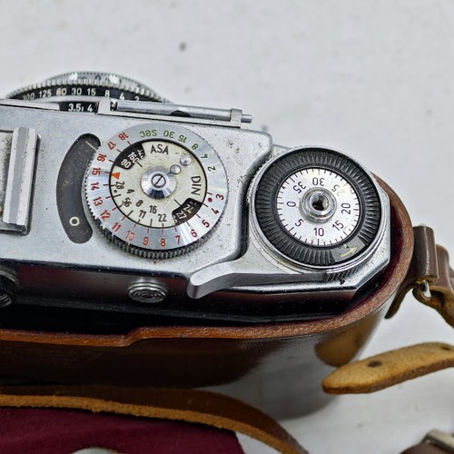 Vintage Zeiss Ikon Camera 527/24 - Untested, Signs of Use