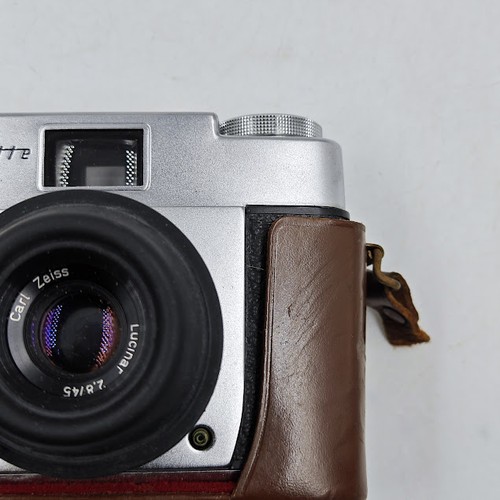 Vintage Zeiss Ikon Camera - Untested, Signs of Use, Includes Bag