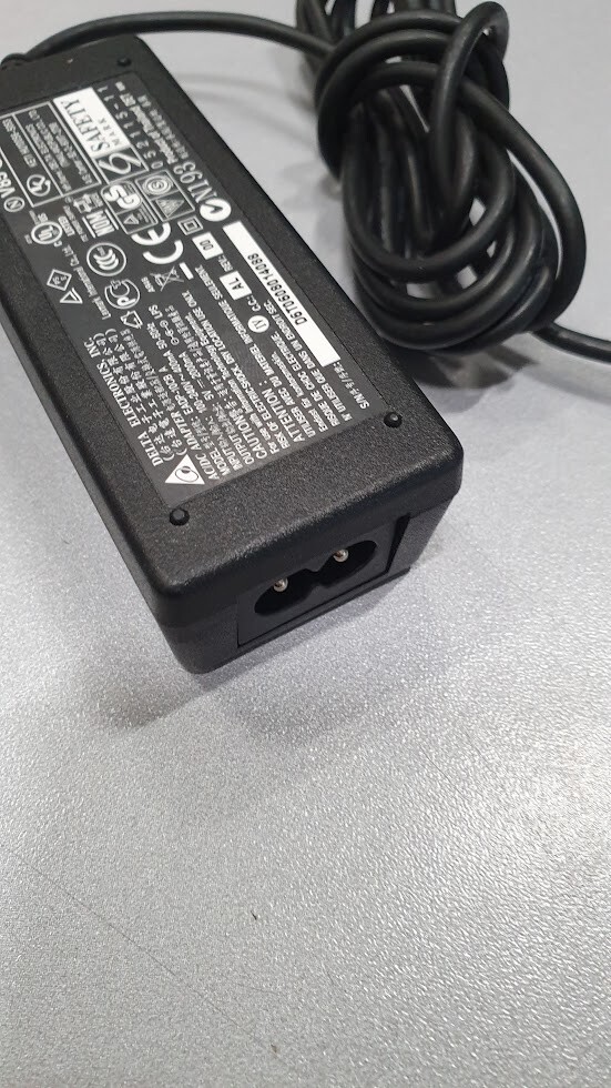 Delta EADP-10CB AD AC/DC Adapter 5V 2A Used Working Without Power Cord