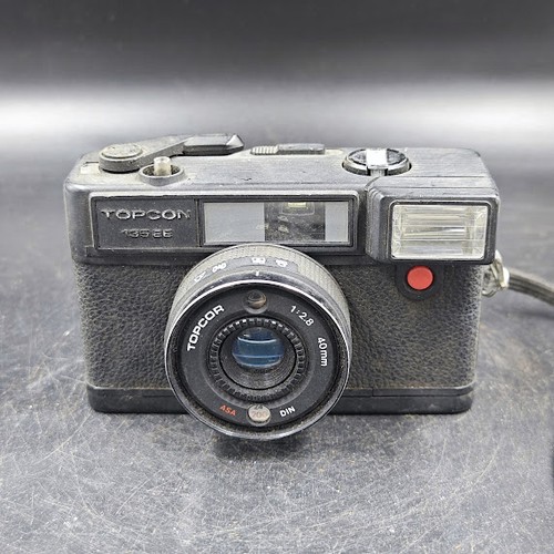 Topcon 135 EE Camera - Untested, Vintage