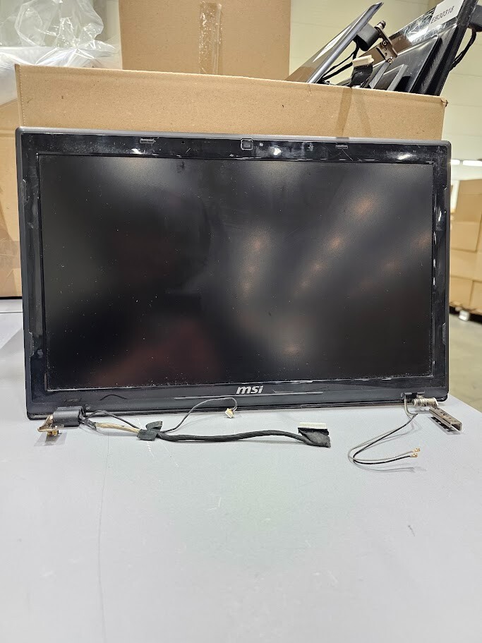 MSI MS-16GD (CX61 2PC) 15.6" HD 1366x768 Laptop Screen - Broken, Not Working
