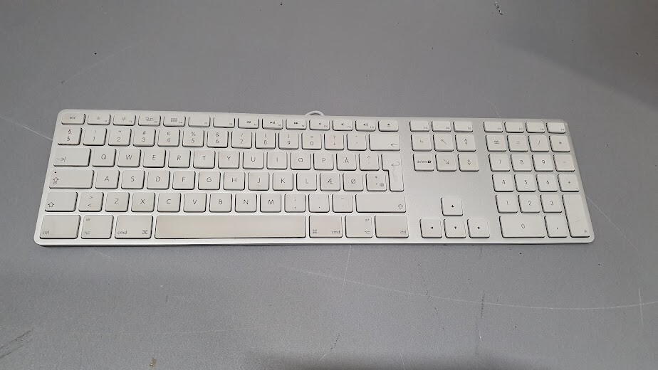 Genuine Apple Wired Keyboard A1243 Apple Standart Used Tested