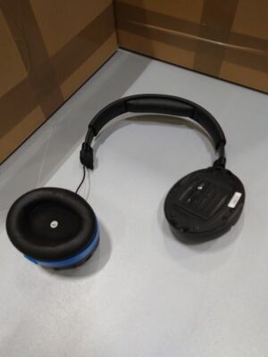 Audeze Mobius 3D Wireless Planar Magnetic Headphones Black NOT Working Used