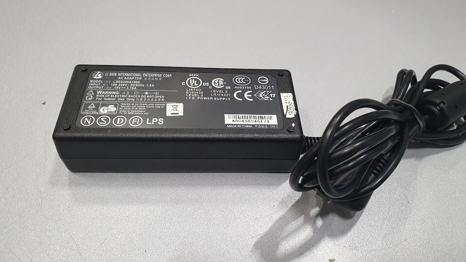 AC Adapter LSE0208A1960 19V 3.16A Used Working Without Power Cord