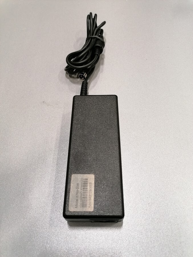 Delta ADP-90MD AC/DC Adapter 19V 4.74A Used Working Without Power Cord