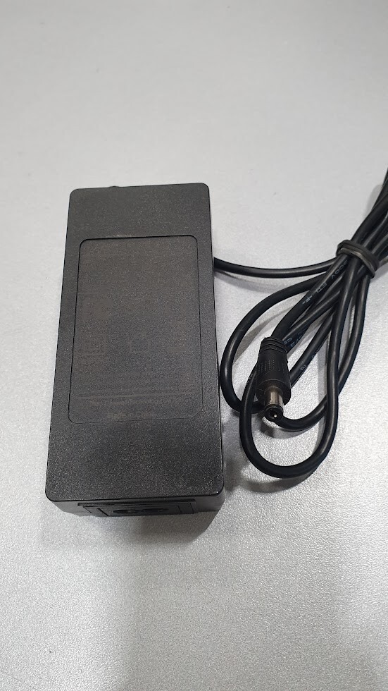 AC Adapter CW1204000 12V 4A Used Working Without Power Cord